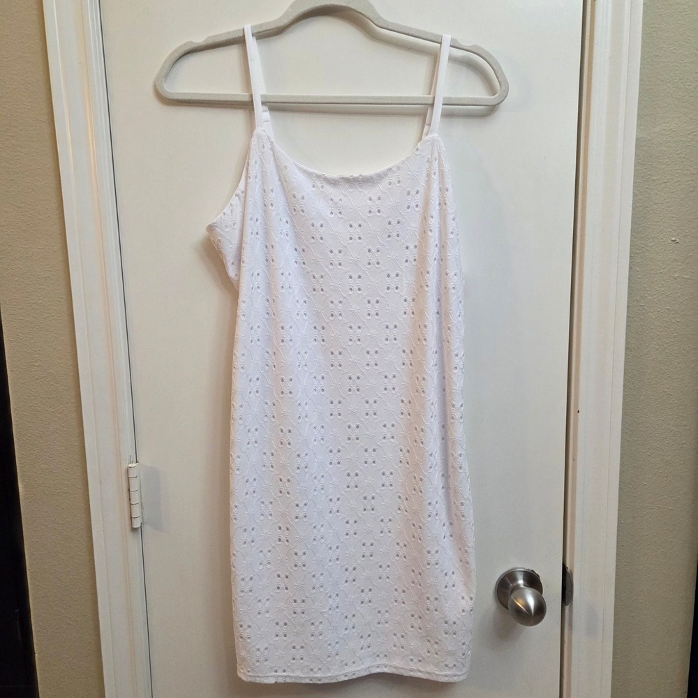 No Boundaries White Eyelet Lace Mini Cami Dress Womens Large 11-13 Adjustable